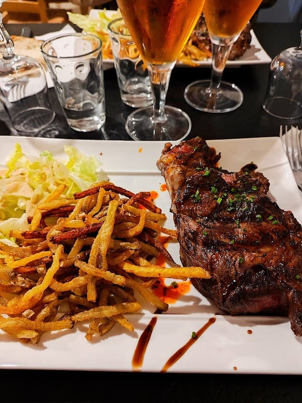 Restaurant Le Marquant City à Angoulême, France