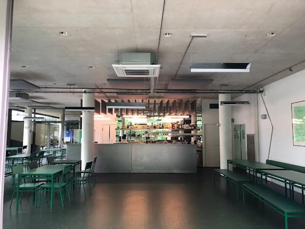 Le Monde Marche – Restaurant du MAC VAL à Vitry-sur-Seine, France