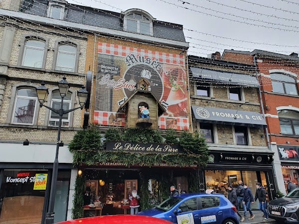 Restaurant Le Musée du Cochon à Bastogne, Belgique