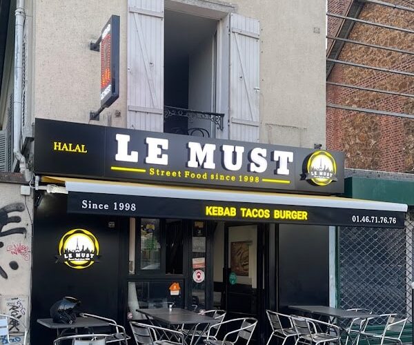 Restaurant Le Must à Vitry-sur-Seine, France