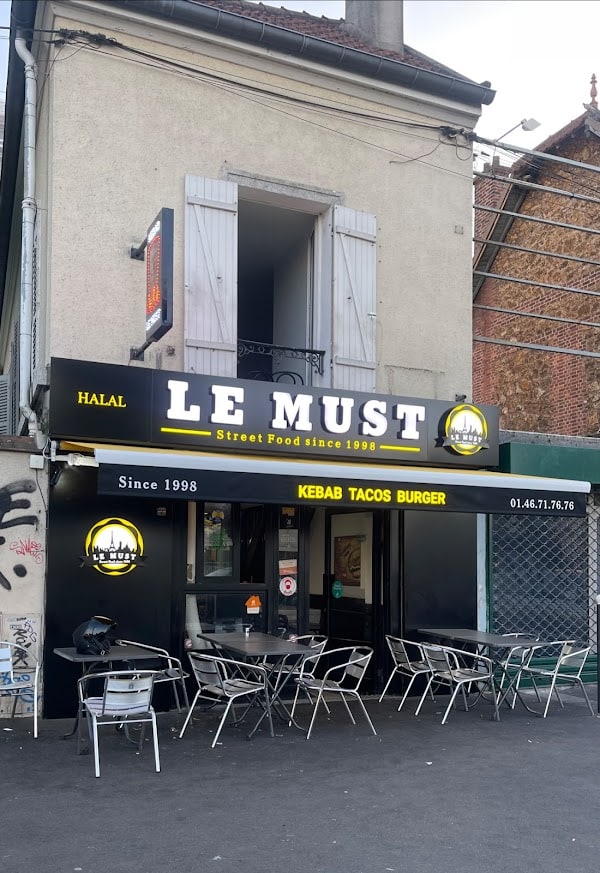 Restaurant Le Must à Vitry-sur-Seine, France