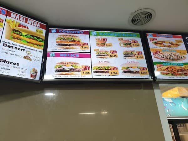 Restaurant Le Must à Clichy-sous-Bois, France