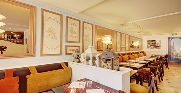 Restaurant Le Paris Versailles à Versailles, France