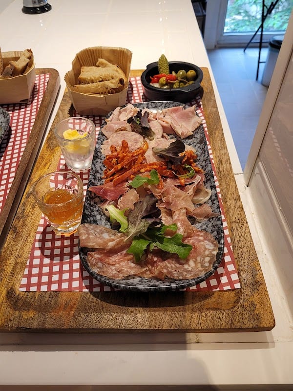 Restaurant Le Père Camembert à Honfleur, France