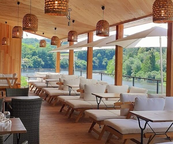 Le Pessaquai Restaurant à Pessac, France