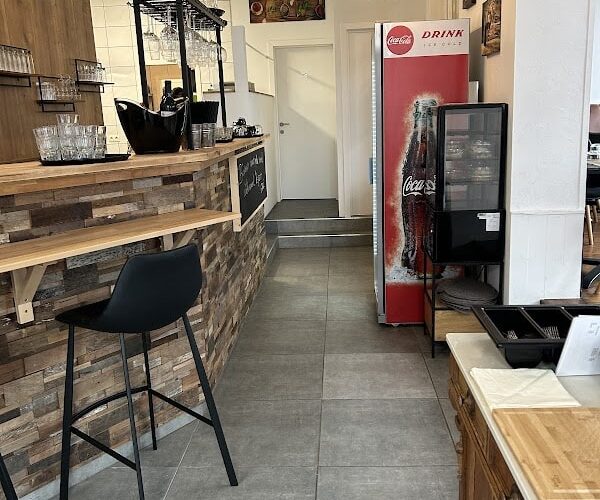 Restaurant Le Petit Grec à Sambreville, Belgique