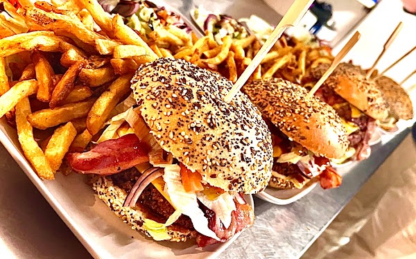 Restaurant Le Petit London à Aigues-Mortes, France