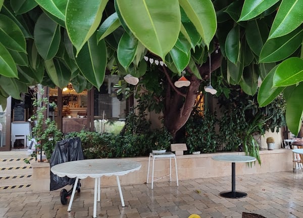 Restaurant Le Petit Port à Menton, France