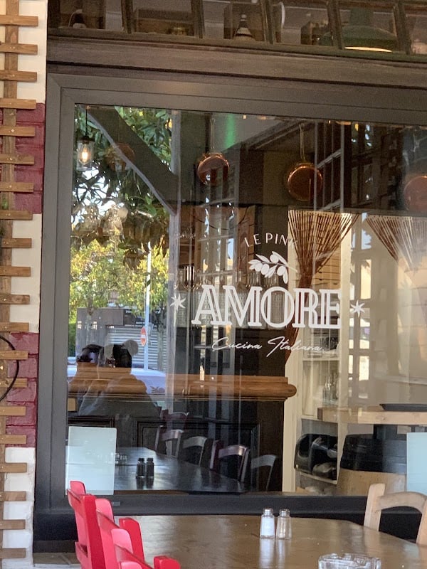 Restaurant Le Pink Amore à Lacanau, France