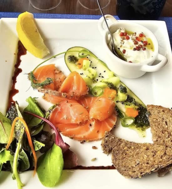 Le Poisson Rouge – restaurant Giens à Hyères, France