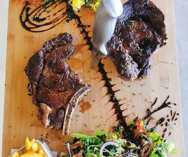 Restaurant Le Ponton / Lac de Saint-Cassien à Tanneron, France