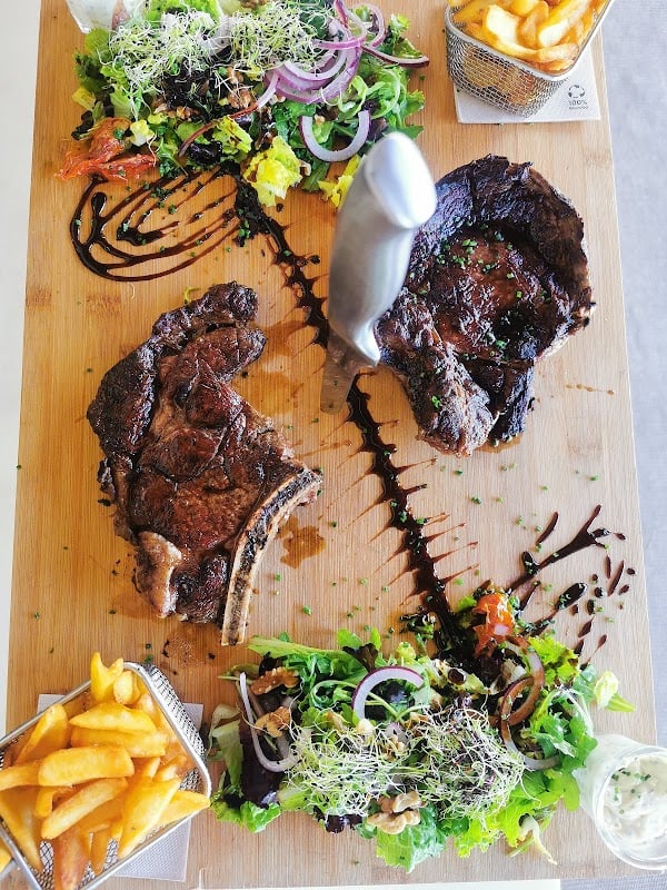 Restaurant Le Ponton / Lac de Saint-Cassien à Tanneron, France