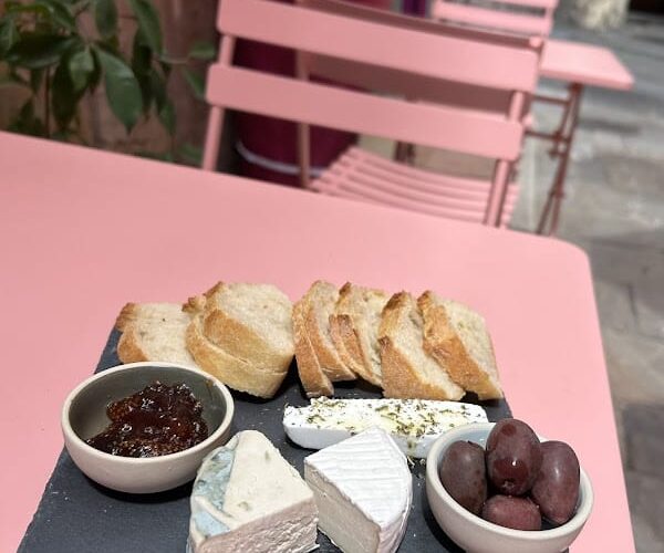 Restaurant Le Poulpi Place à Grasse, France