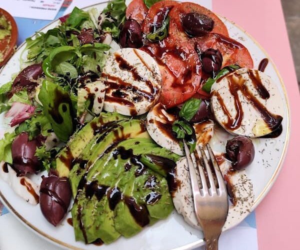 Restaurant Le Poulpi Place à Grasse, France