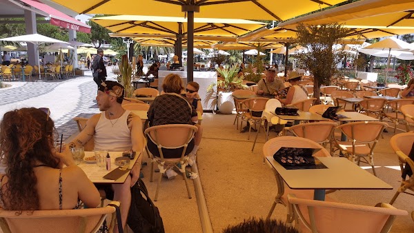 Restaurant Le Régent à Royan, France