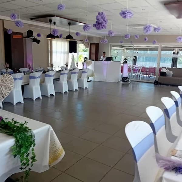 Restaurant Le Rendez-Vous à Six-Fours-les-Plages, France