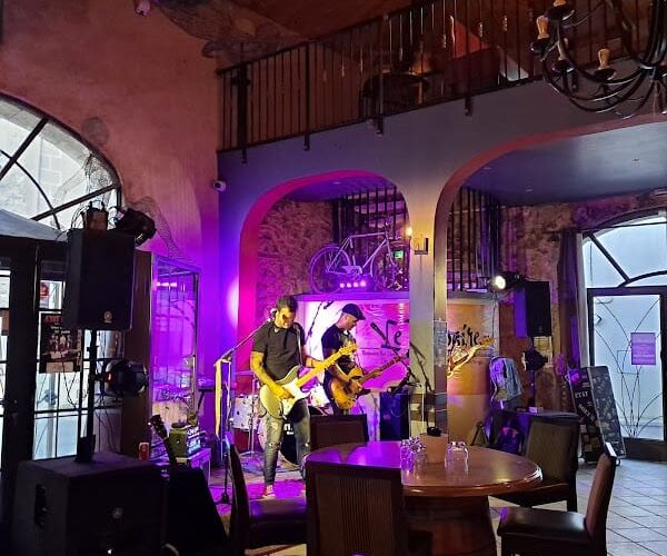 Restaurant Le repaire leucate à Leucate, France