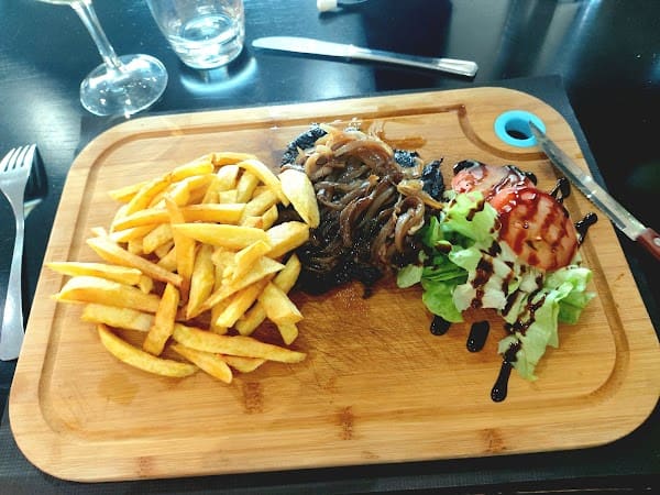 Restaurant Le Resto’ du marché à Montfermeil, France