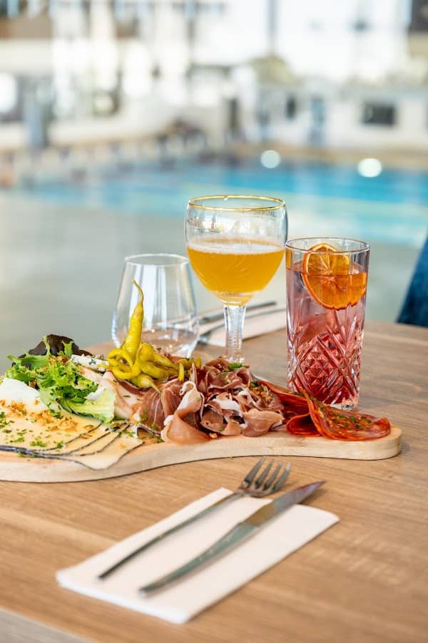 Restaurant Le Resto – UCPA Aqua Stadium Mérignac à Mérignac, France