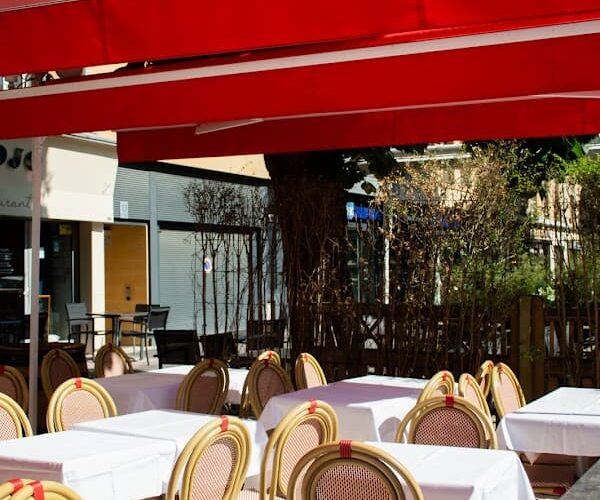 Restaurant Le Riad Club à Charleville-Mézières, France