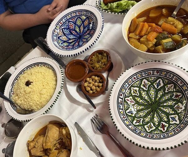 Restaurant Le Riad Club à Charleville-Mézières, France