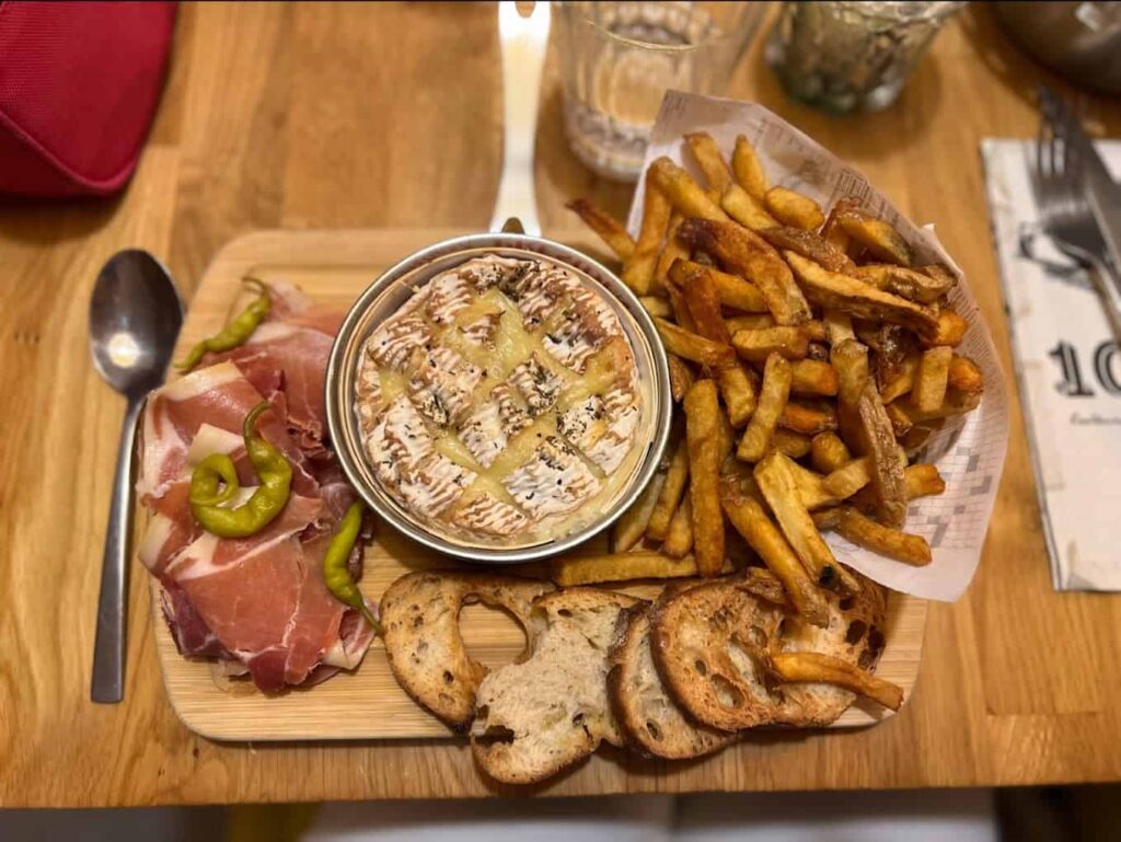 Restaurant Le River à Angoulême, France