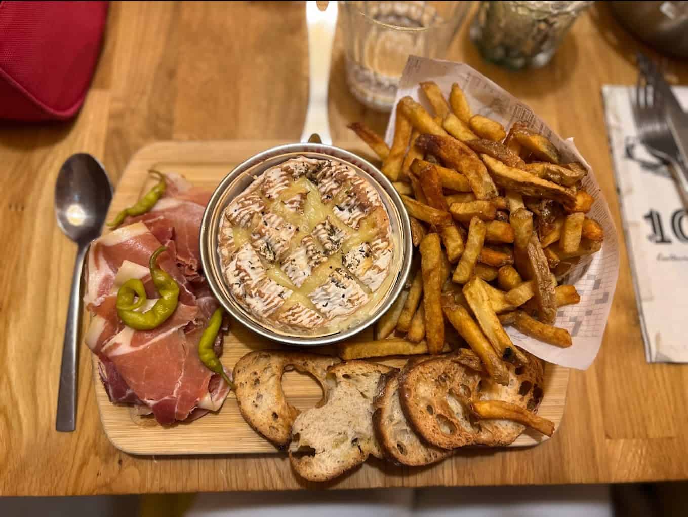 Restaurant Le River à Angoulême, France