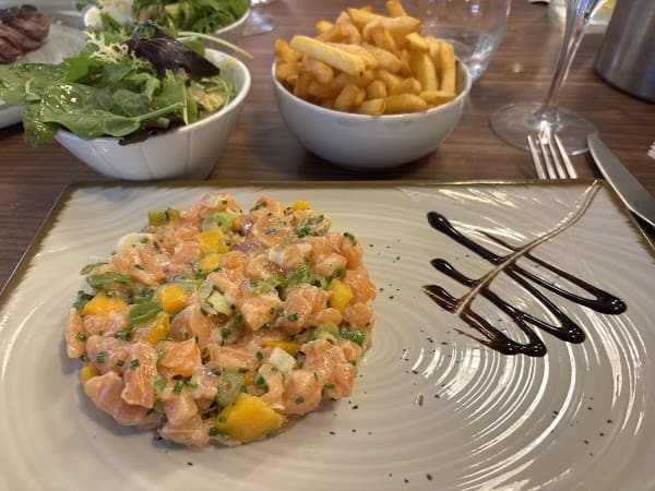 Restaurant Le Rond Point à Le Cannet, France