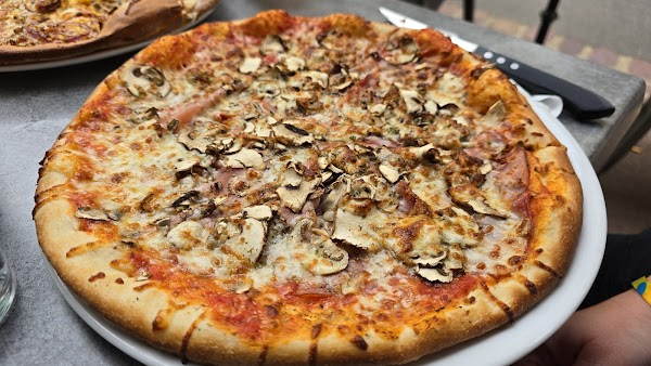 Restaurant Le Saint Jean à Bayeux, France