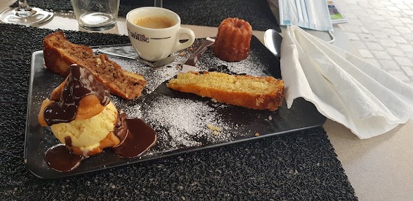 Restaurant Le Saint Louis à Périgueux, France