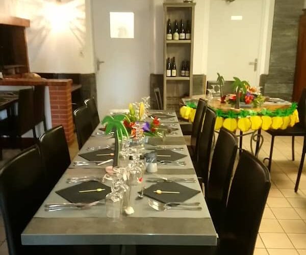 Restaurant Le Set Gourmand Max à Soudan, France