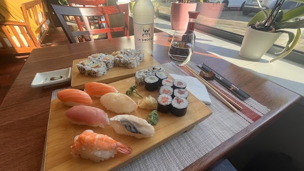 LE SHOGUN – Restaurant japonais – Pessac (Terrasse & Parking) à Pessac, France