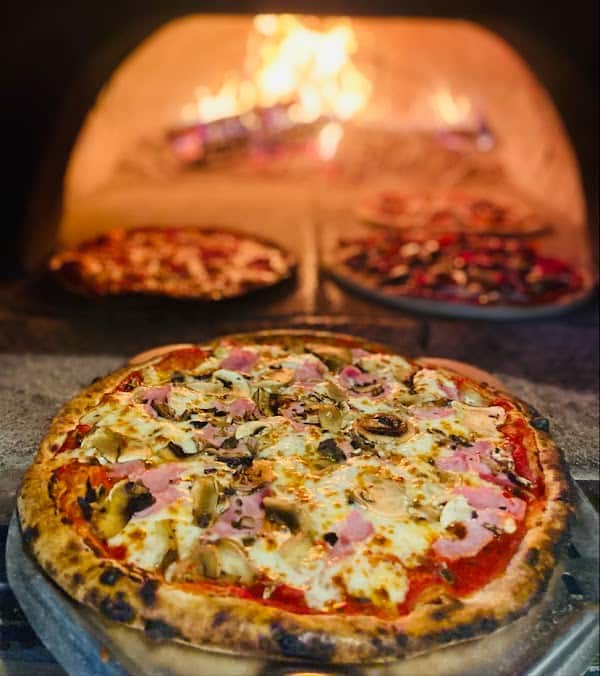 Restaurant Le Stromboli / Pizzas au feu de bois à Montigny-lès-Metz, France