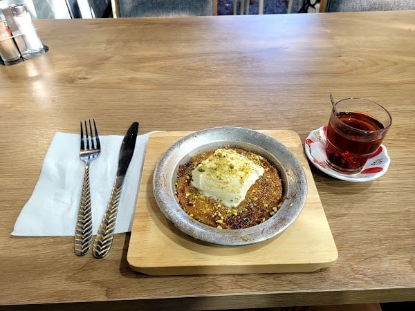 Le Sultan Restaurant à Clichy-sous-Bois, France