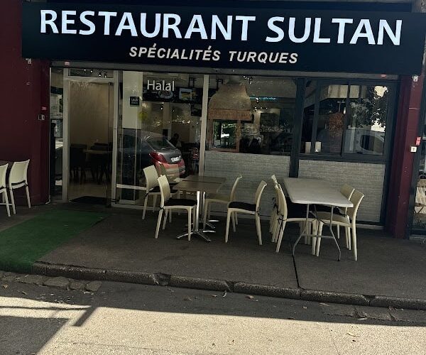 Le Sultan Restaurant à Clichy-sous-Bois, France
