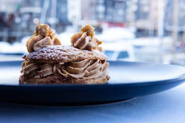 Le Vieux Honfleur Restaurant – Service continu le week-end à Honfleur, France