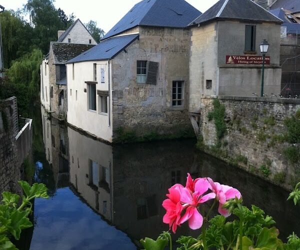 Restaurant Le Volet Qui Penche à Bayeux, France