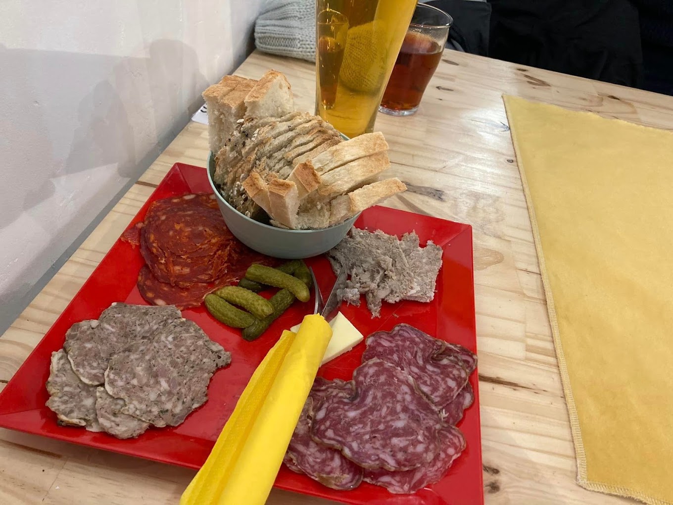 Restaurant L’écume des Jeux à Évreux, France