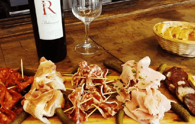 Restaurant L’Ecurie des halles à Périgueux, France