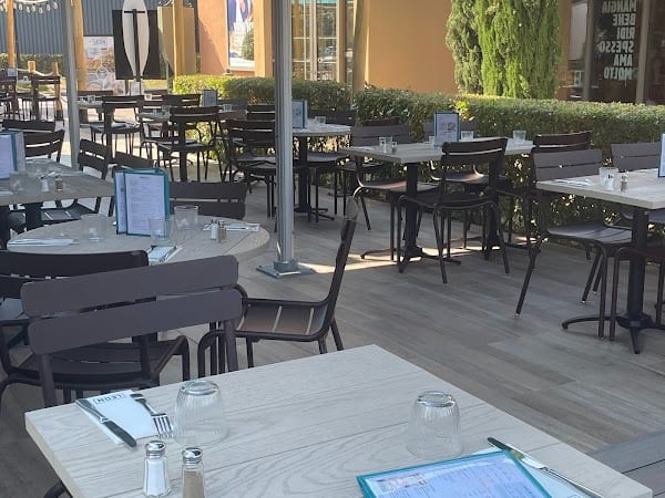 Restaurant Léon Fish Brasserie – Compiègne à Compiègne, France