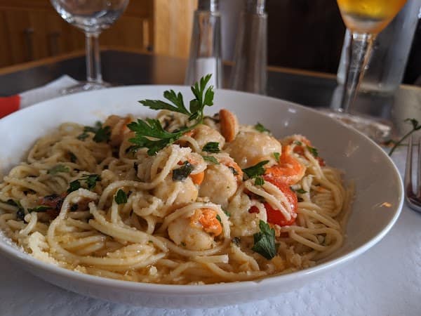 Restaurant LES CASCADES à Noisy-le-Grand, France