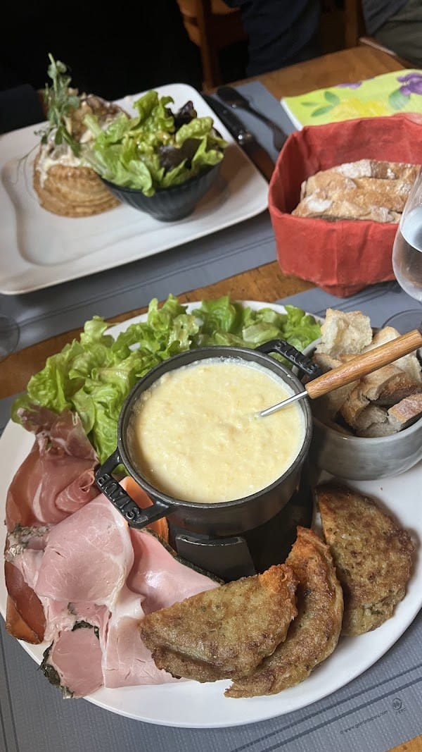 Restaurant Les Copains D Abord à Gérardmer, France