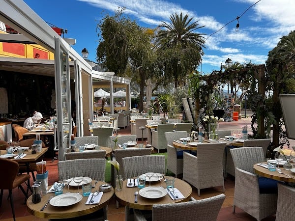 Restaurant Les Enfants Terribles à Menton, France