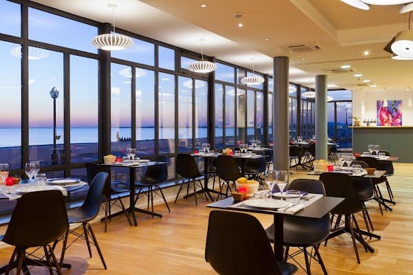 Restaurant Les Flots à Châtelaillon-Plage, France