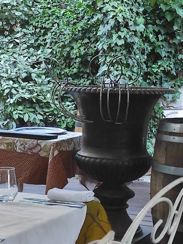 Restaurant Les Sarments à Puyloubier, France