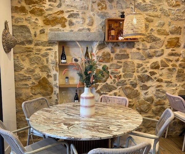 Restaurant Les Vieux Couteaux à Peynier, France