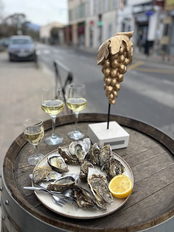 Restaurant Les Vieux Couteaux à Peynier, France