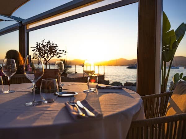 Restaurant Les Viviers du Pilon à Saint-Tropez, France