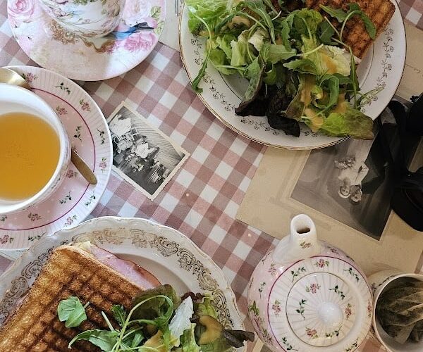 Restaurant Les Volets Roses à Bayeux, France