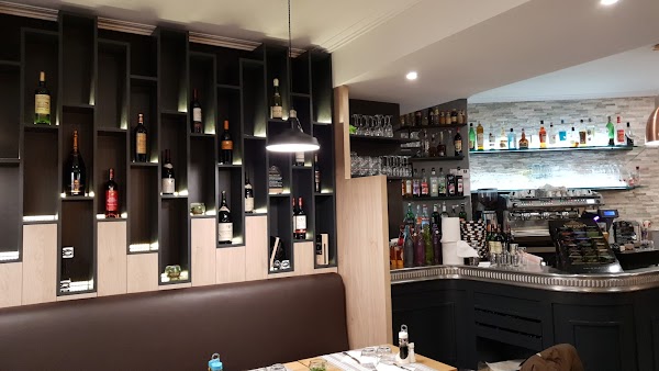 Restaurant L’Escargot à Saint-Denis, France